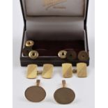 A pair of hallmarked 18ct yellow gold cufflinks, a pair of hallmarked 9ct yellow gold cufflinks