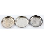Three hallmarked silver circular pin dishes, with makers mark for Harrods Ltd, each one approx.
