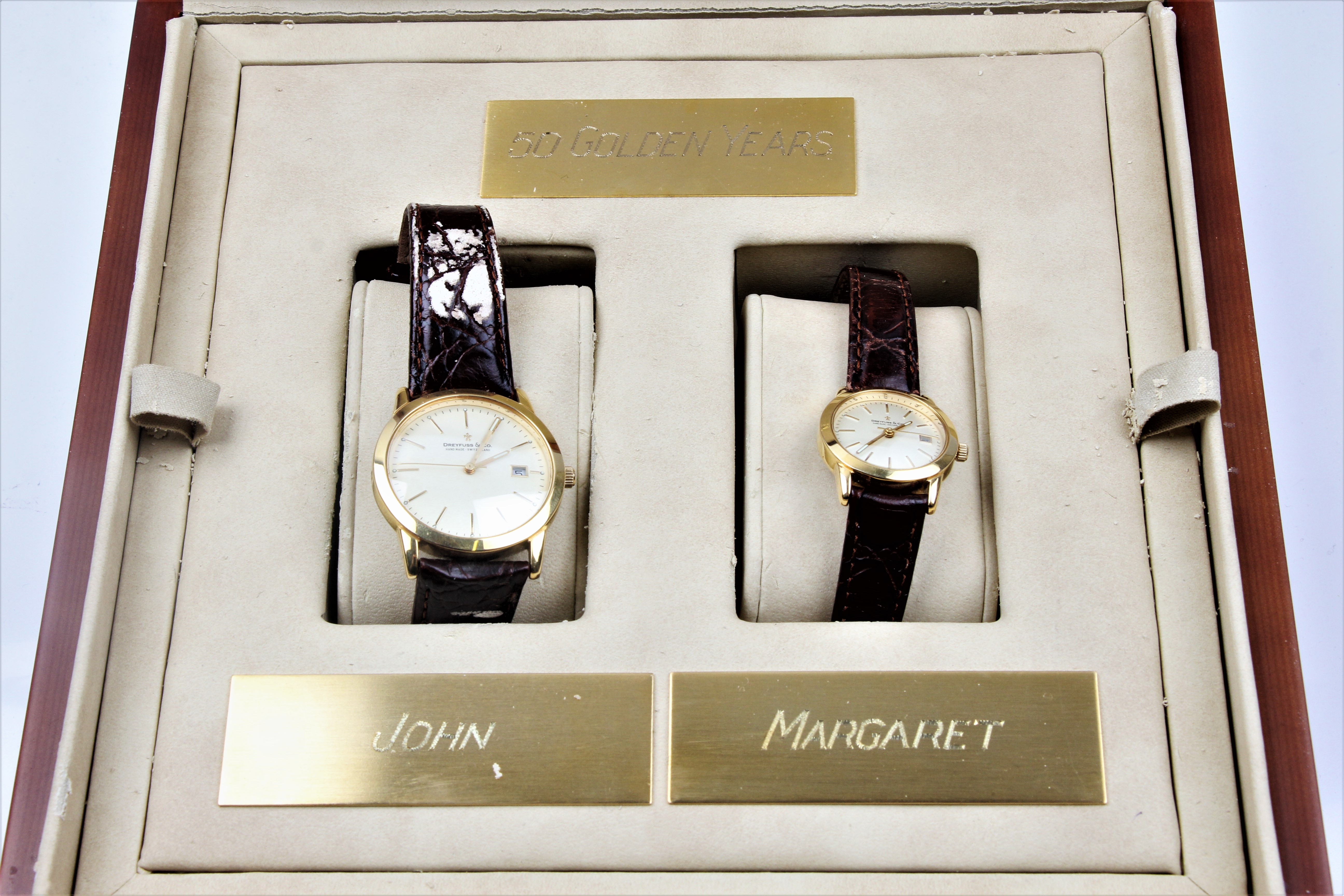 A DREYFUSS & CO. ladies and gents wrist watch set, both having cases stamped 18k, on brown leather - Image 2 of 2