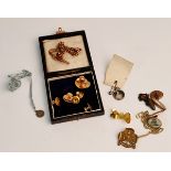 7 various stamped 9ct collar studs, cufflinks, chain, albert chain with t-bar, photo pendant,