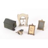 A mixed lot, comprising a soft metal cold painted inkwell in the form of a dog kennel with attendant