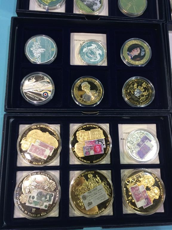 A collection of commemorative coins - Image 3 of 4