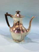 A silver coffee pot, Pearce and Sons, Sheffield, 1907, 20 oz