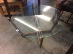 Glass circular table