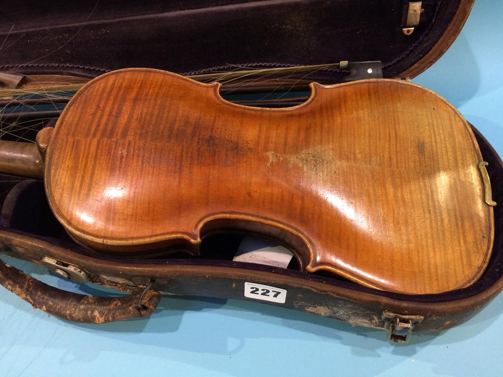 A violin, together with two bows and fitted case - Image 4 of 6