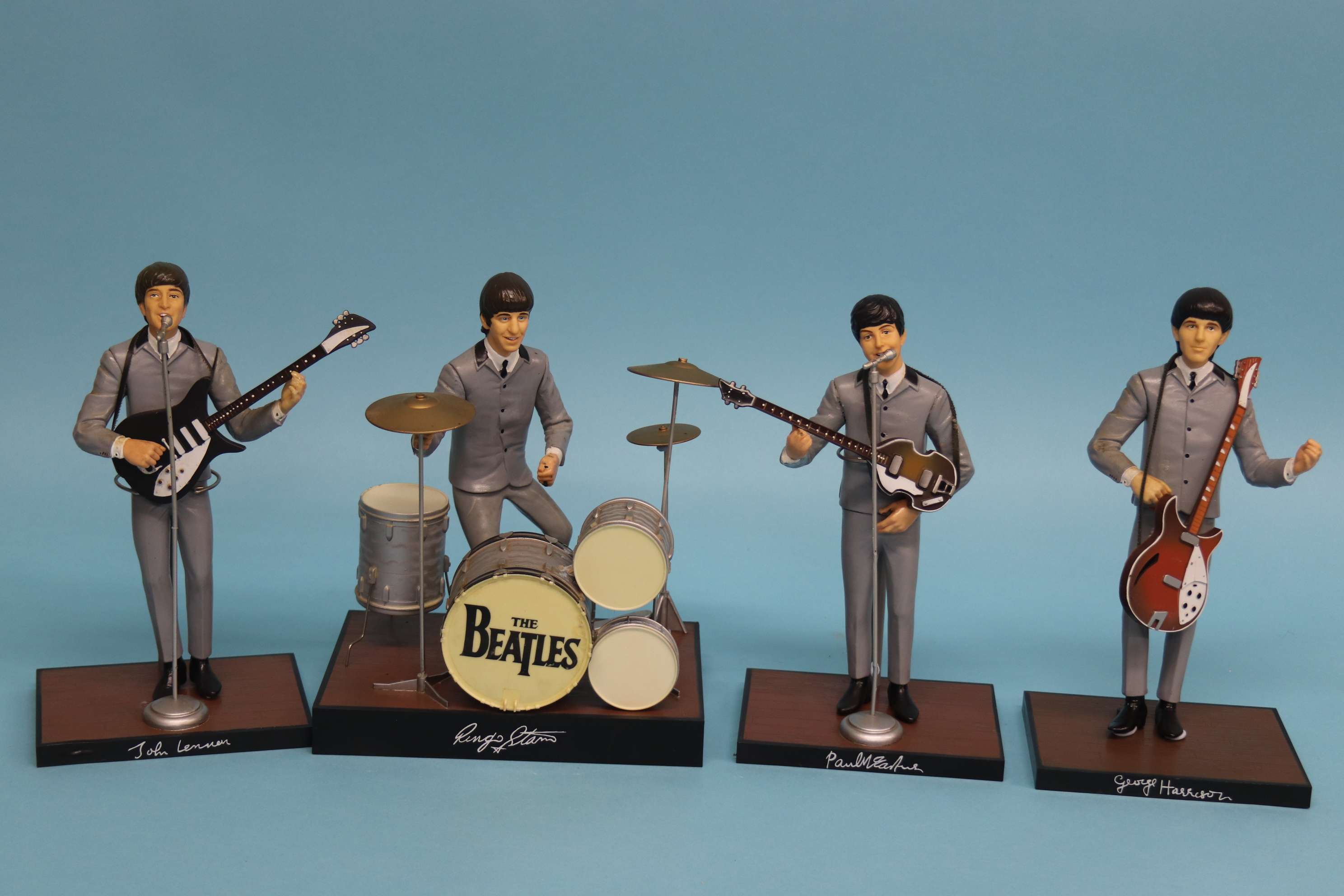 A figure group 'The Beatles'