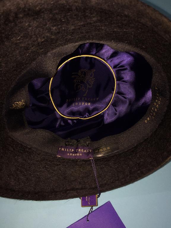 A Philip Treacy hat, new with tag - Image 3 of 3