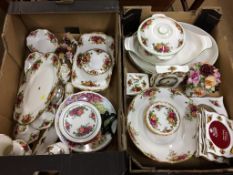 A quantity of Royal Albert Old Country Roses china