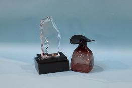 A boxed Val. Saint Lambert clear glass sculpture and stand and a shaped coloured glass vase (2)