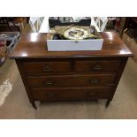 An Edwardian mahogany chest of drawers