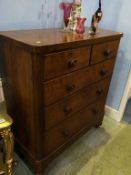 An Edwardian mahogany chest of drawers, two short over three long drawers, 106cm wide