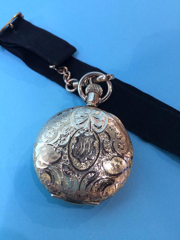 A Ladies Elgin half Hunter pocket watch - Image 3 of 5