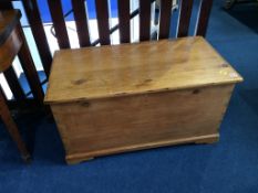 A pine blanket box