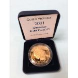 A 2001 Queen Victoria Guernsey gold proof £5 coin, 916/1000 gold, weight 39.94g