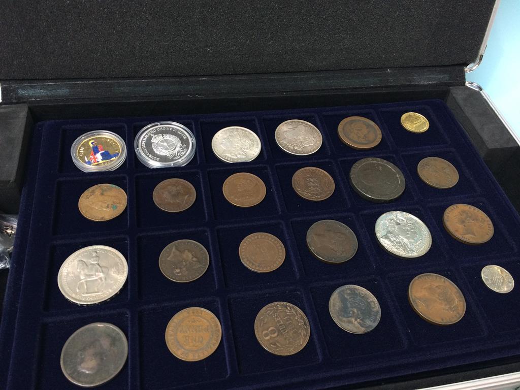 A coin collection, in aluminium case - Image 6 of 7