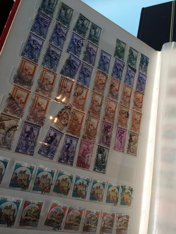 A collection of Great Britain and world wide stamps, in five albums - Image 3 of 4