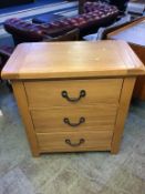 A modern oak three drawer chest of drawers, 77cm wide