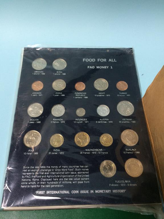 A box of various Commemorative coinage, to include 1999, 2000, 2001 US Mint Silver Proof Sets etc. - Image 3 of 5