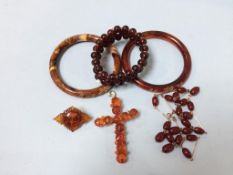 A quantity of amber coloured jewellery