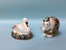 A Royal Crown Derby paperweight 'Swan' and an 'Elephant'