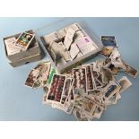 Quantity of cigarette cards