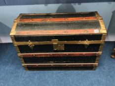 A dome top trunk