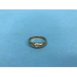A 9ct gold and diamond mounted ring, 3g