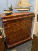 A Victorian mahogany chest of drawers, 123cm width