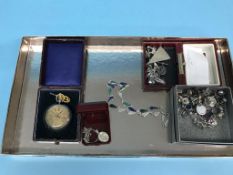 Assorted silver jewellery etc.