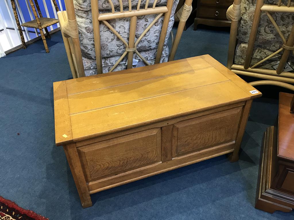 An oak blanket box