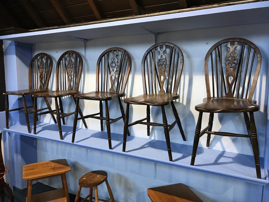 Five Windsor chairs