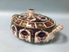 A Royal Crown Derby, 'Old Imari' pattern oval tureen, no 1128