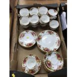 A quantity of Royal Albert Old Country Roses china