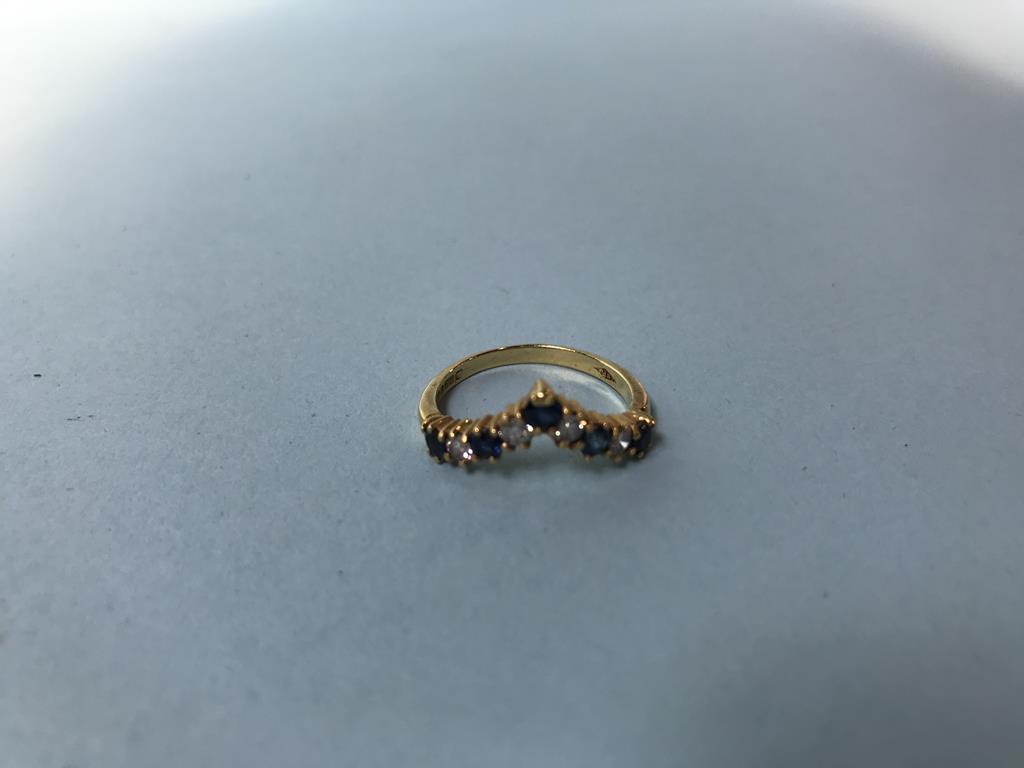 An 18ct gold dress ring, 3g, size N/O