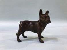 A small bronze model of a French bulldog, 10cm wide