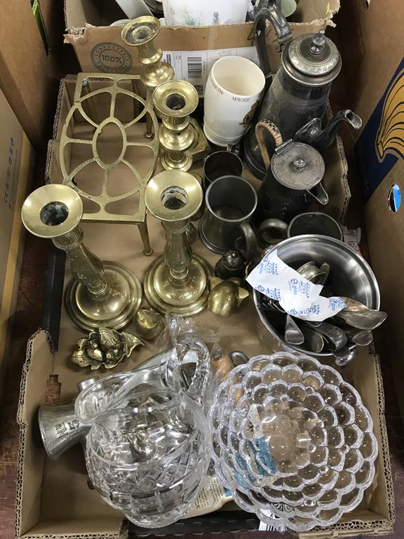 Two trays of assorted, to include brass candlesticks, Wedgwood, Commemorative wares etc. - Image 2 of 3