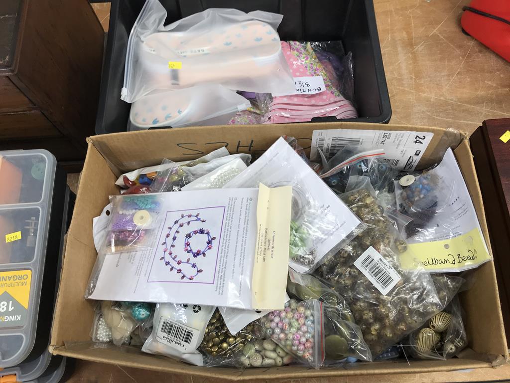 A quantity of jewellery making and crafting items