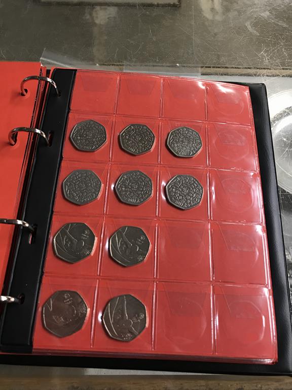 Two boxes of coins, to include eight Change Checker files of various coins, including collectors £ - Image 98 of 106