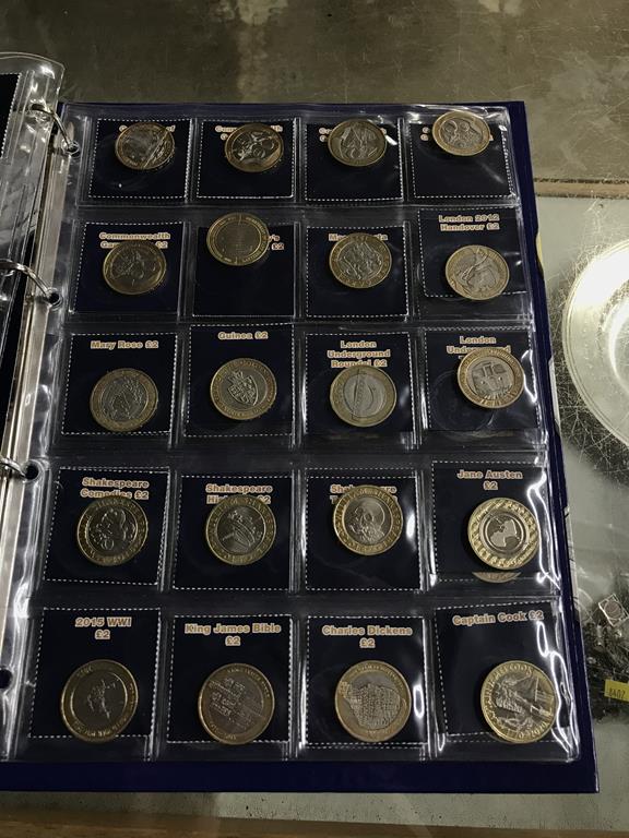 Two boxes of coins, to include eight Change Checker files of various coins, including collectors £ - Image 10 of 106
