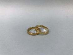 An 18ct gold ring, and a 22ct wedding band, weight 4.7g