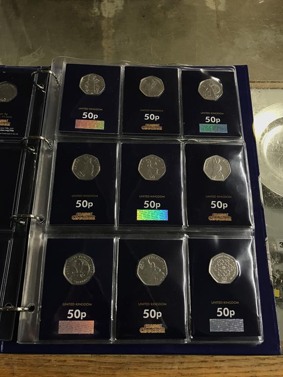 Two boxes of coins, to include eight Change Checker files of various coins, including collectors £ - Image 22 of 106