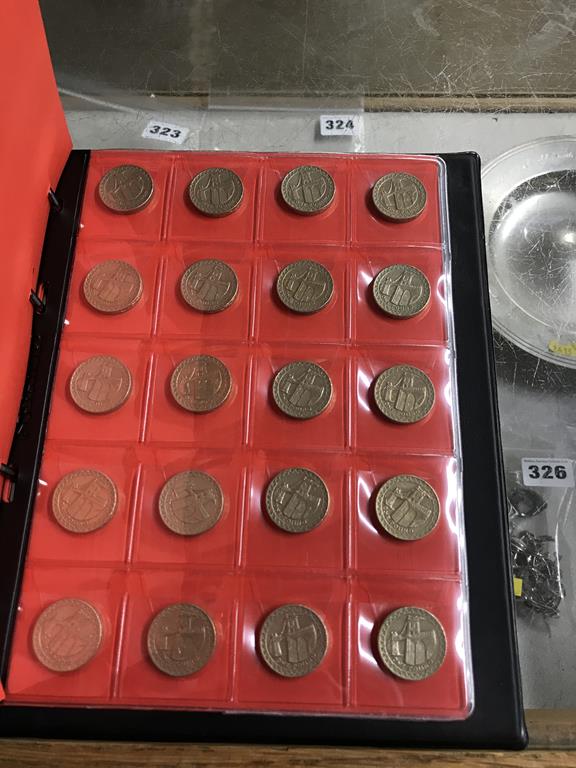 Two boxes of coins, to include eight Change Checker files of various coins, including collectors £ - Image 75 of 106