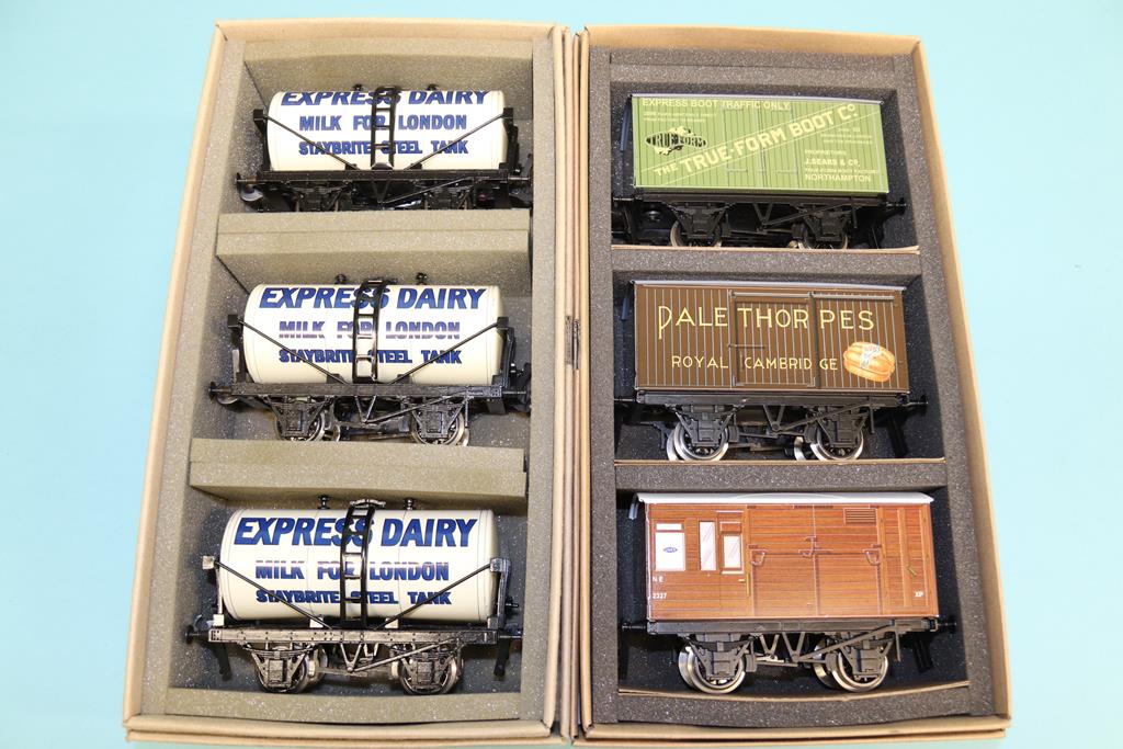 Four boxed Ace Trains '0' gauge, tankers and G/2 vans (12) - Image 2 of 3