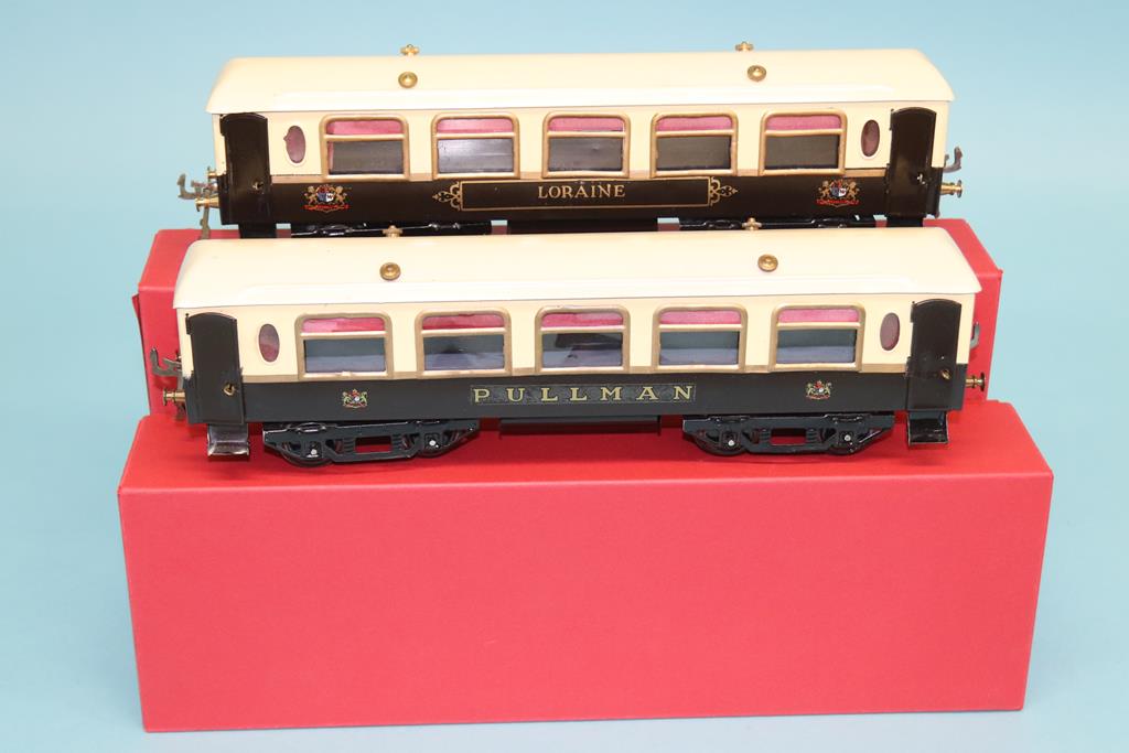 Five boxed Hornby series '0' gauge, number 2, Pullman coaches - Image 2 of 2