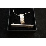 Fiona Kerr silver necklace & silver bar brooch