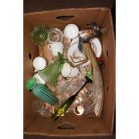 Mixed box of art glass & others