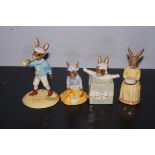 4x Bunnykins figures