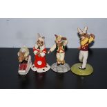 4x Bunnykins figures