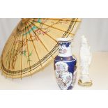 Oriental figure together with oriental vase & para