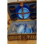 Picnic basket